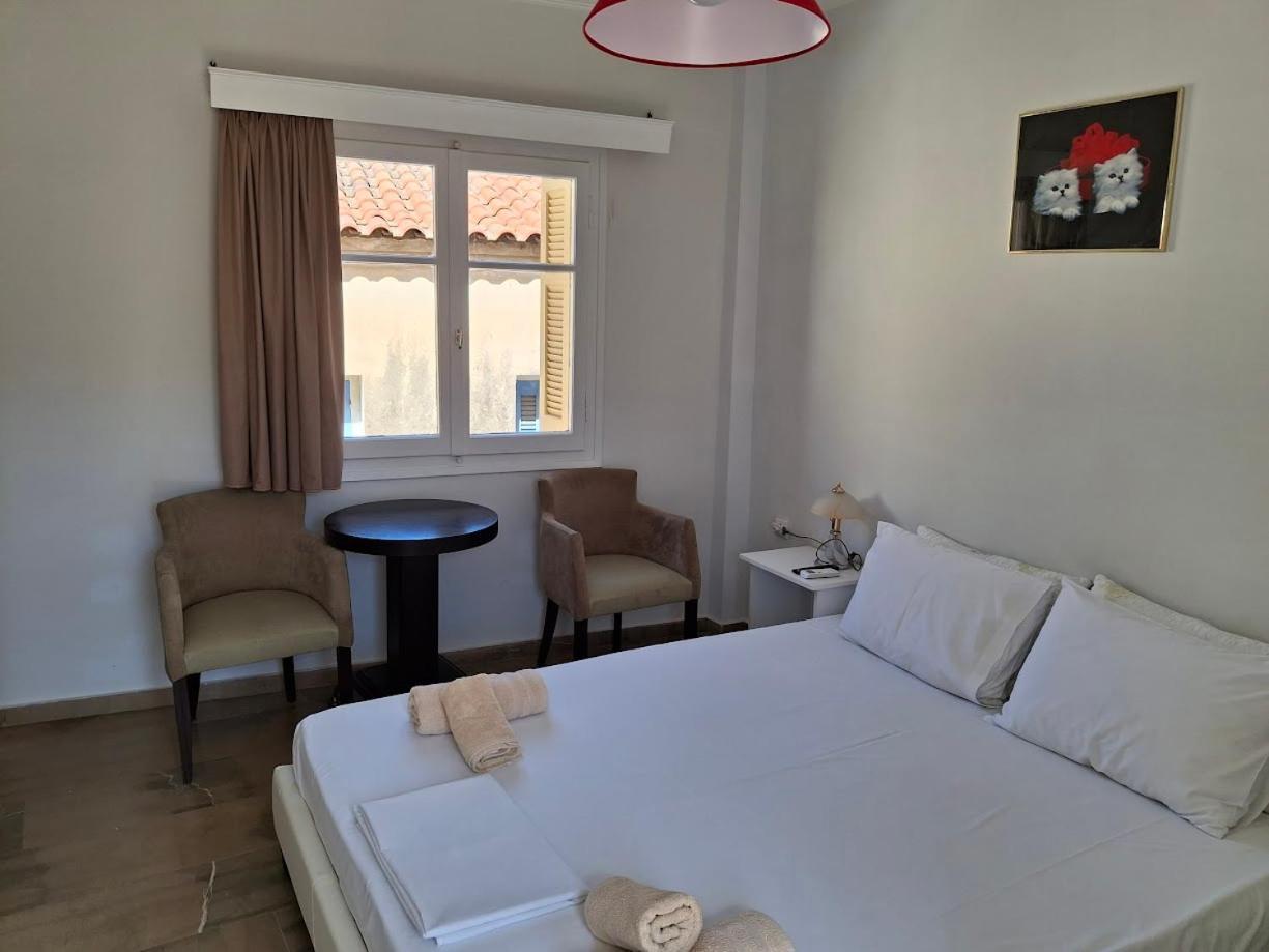 Nafpaktos Apartment And Studios In Port Habitación foto