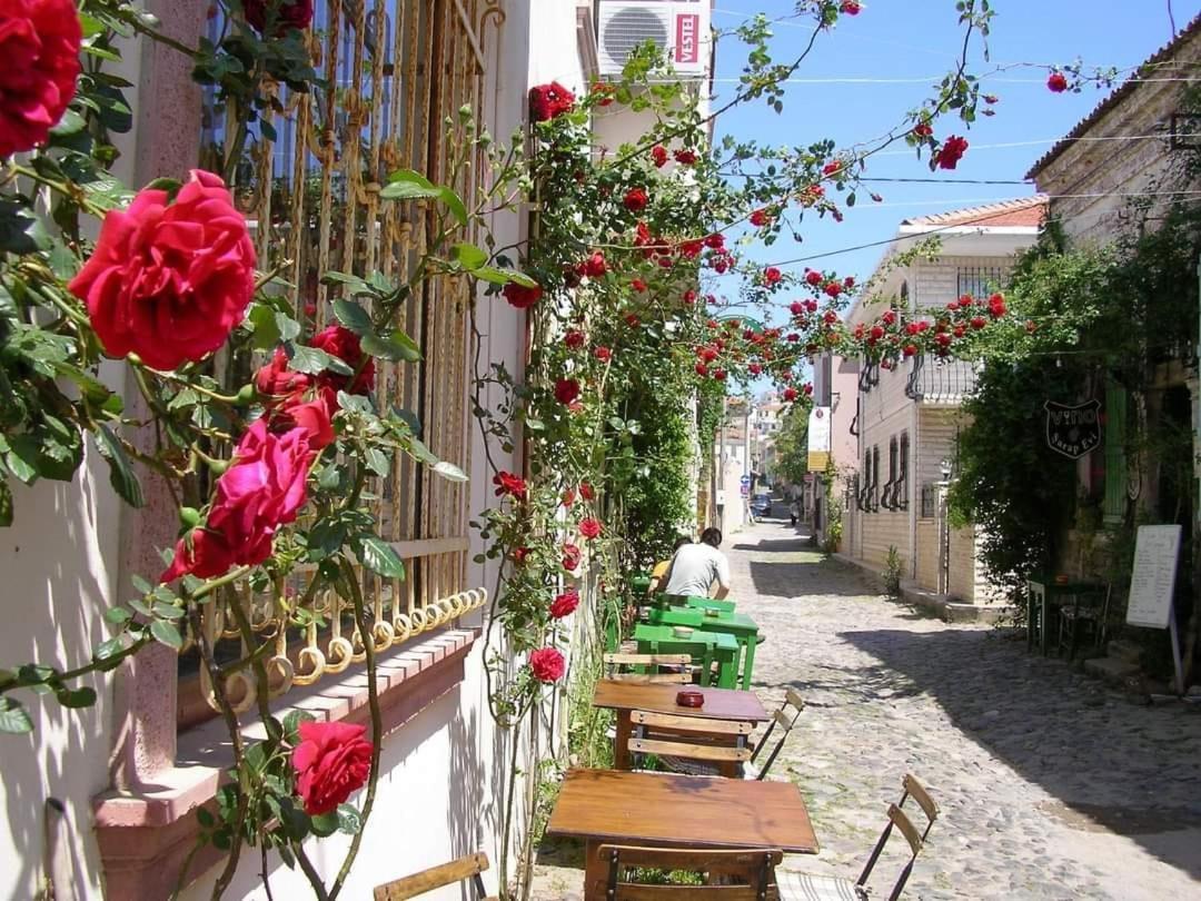 Nafpaktos Apartment And Studios In Port Exterior foto